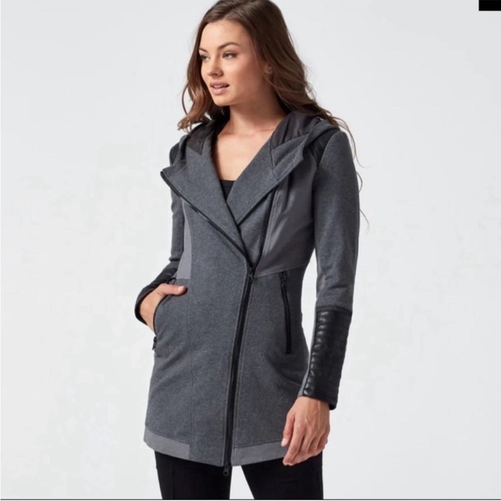 Blanc Noir Women's Update Traveler Jacket Charcoal Black Size Small